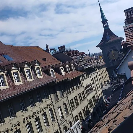 Mitten In Der Historischen Altstadt 베른